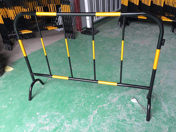 鐵馬護(hù)欄圖片3